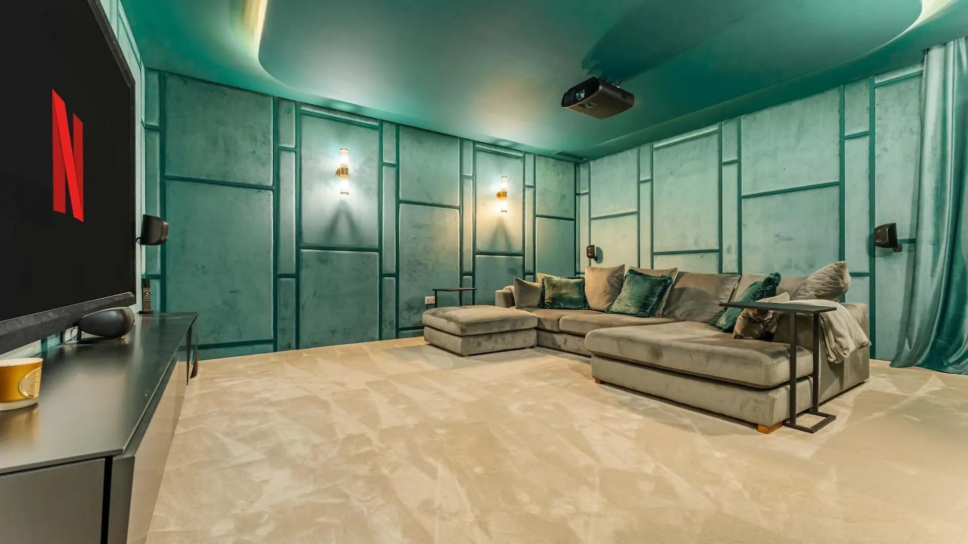 Villa Francesca Front Golf Pool Jacuzzi 埃斯特波纳 西班牙