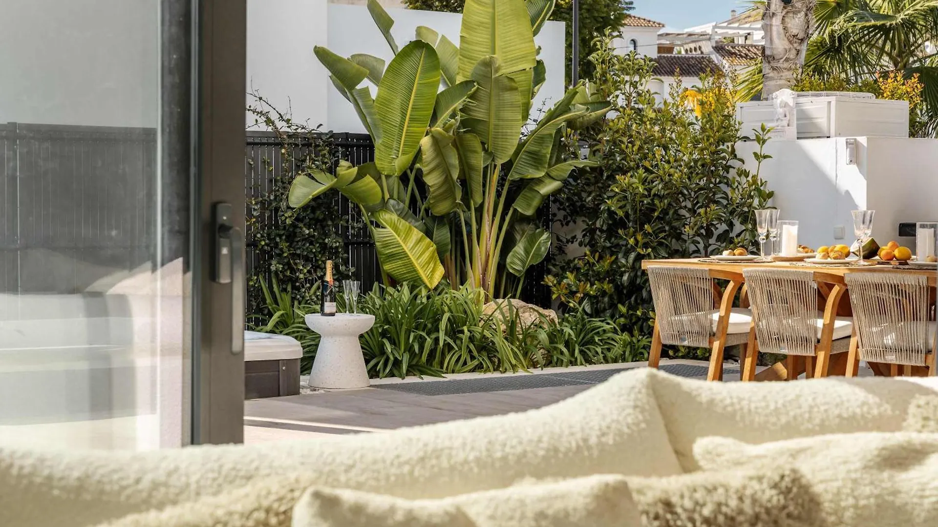 Villa Francesca Front Golf Pool Jacuzzi 埃斯特波纳